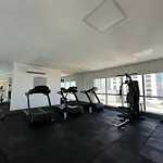 501Tons De Red Goiania - Metropolitan Sidney